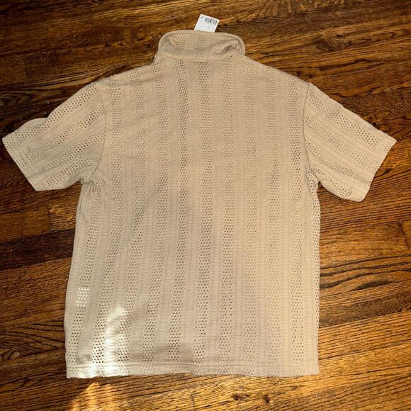 New H&M Top - Picture 2 of 5